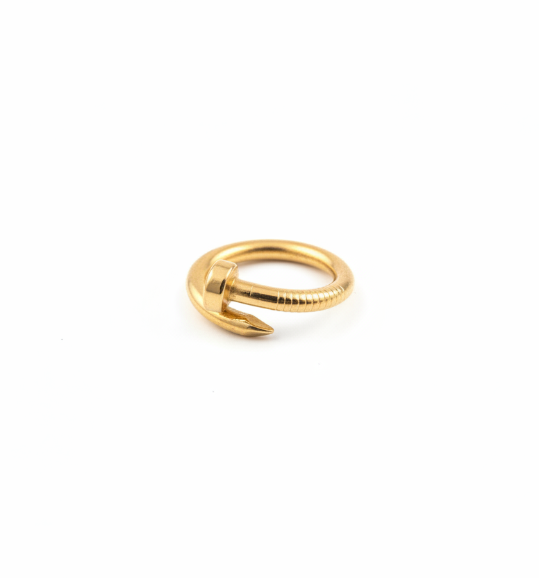 Nail Ring Gold