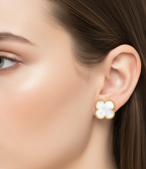 Clover Stud Earrings Gold