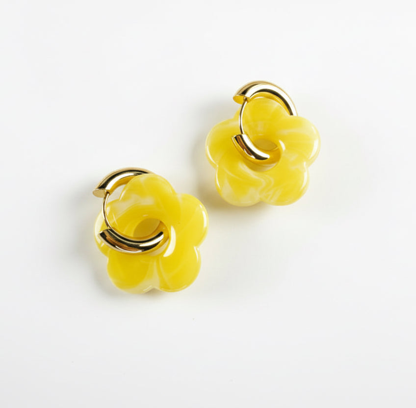 Daisy Gold Hoop Earrings
